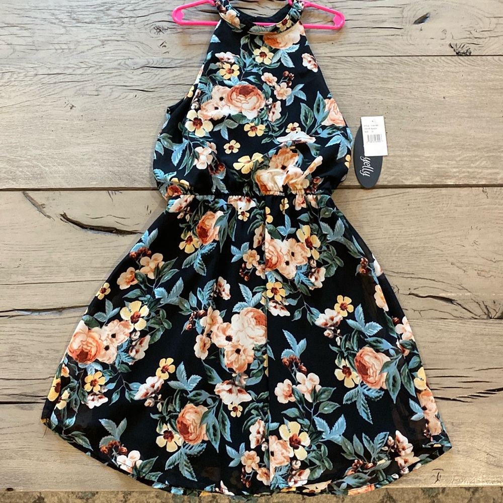Ava and Yelly dress